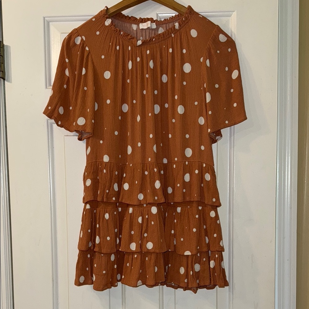 Flutter Sleeve Tiered Blouse